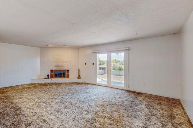 9308 Spain Road NE, Albuquerque, NM 87111