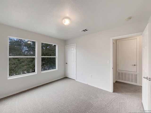 6010 BLOSSOM BND, San Antonio, TX 78218