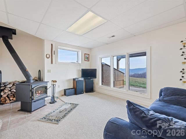 1007 Turkey Trot Road, Clyde, NC 28721