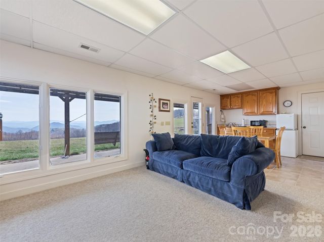 1007 Turkey Trot Road, Clyde, NC 28721