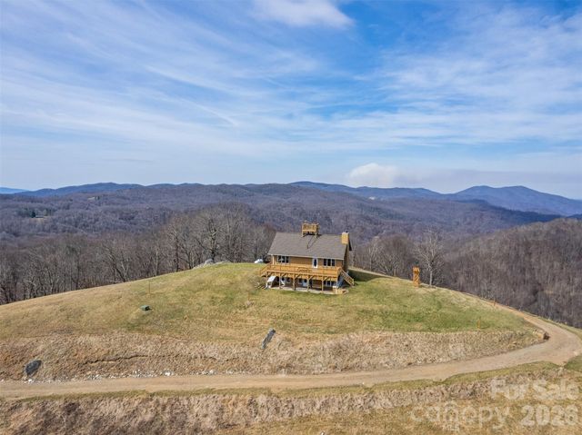 1007 Turkey Trot Road, Clyde, NC 28721