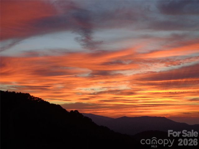 1007 Turkey Trot Road, Clyde, NC 28721