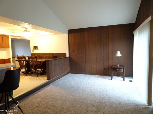 28435 Flanders Avenue, Warren, MI 48088