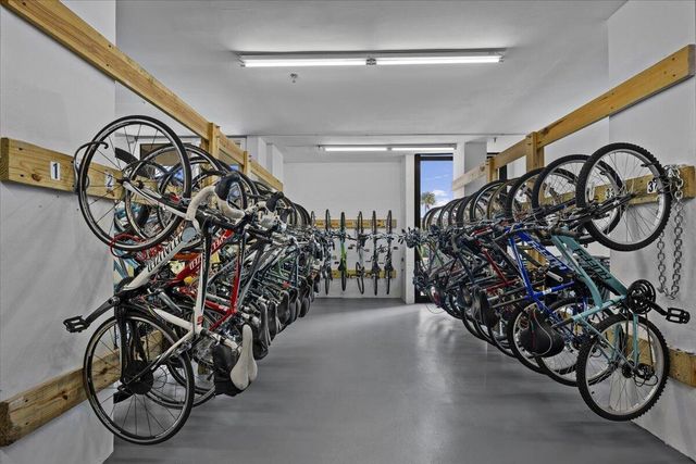 5540 N Ocean Drive 18b, Singer Island, FL 33404