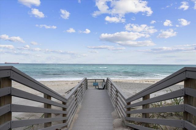 5540 N Ocean Drive 18b, Singer Island, FL 33404