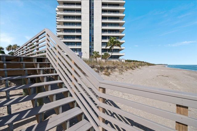 5540 N Ocean Drive 18b, Singer Island, FL 33404