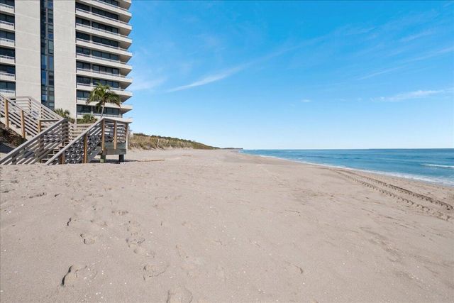 5540 N Ocean Drive 18b, Singer Island, FL 33404