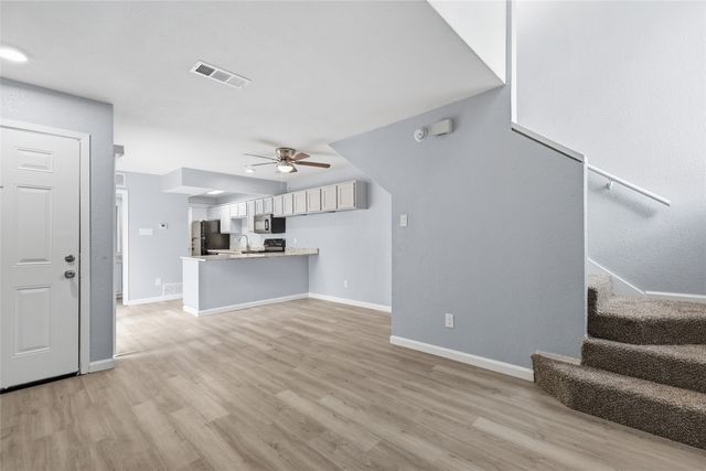 620 W Union Bower Road, Irving, TX 75061