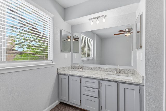 620 W Union Bower Road, Irving, TX 75061