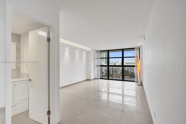 400 Leslie Dr 1022, Hallandale Beach, FL 33009