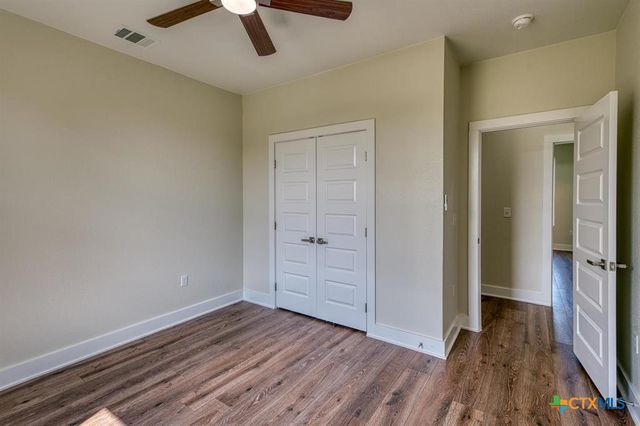 206 Oak Grove Parkway, Kingsland, TX 78639