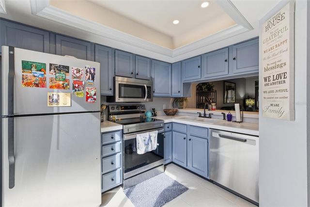 405 WOODS LANDING TRAIL, Oldsmar, FL 34677