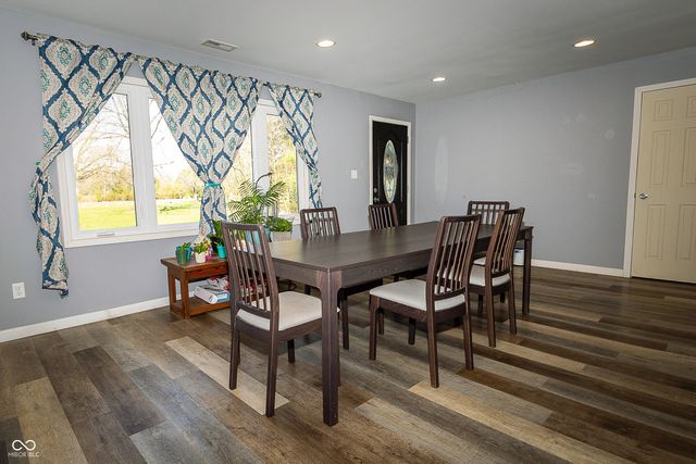 5787 W 300 S, Jamestown, IN 46147