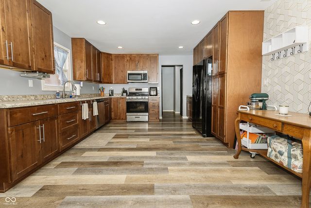 5787 W 300 S, Jamestown, IN 46147