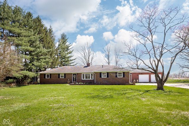 5787 W 300 S, Jamestown, IN 46147