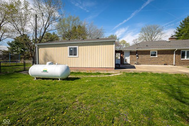 5787 W 300 S, Jamestown, IN 46147