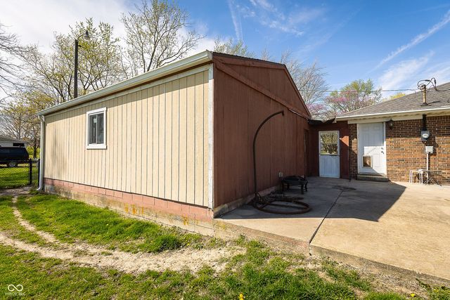 5787 W 300 S, Jamestown, IN 46147
