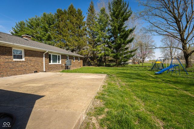 5787 W 300 S, Jamestown, IN 46147
