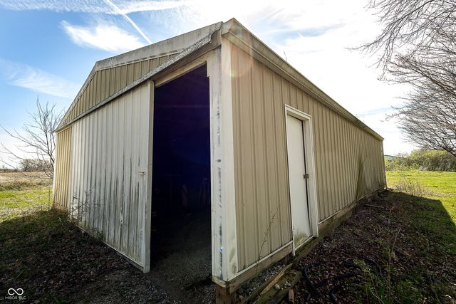 5787 W 300 S, Jamestown, IN 46147