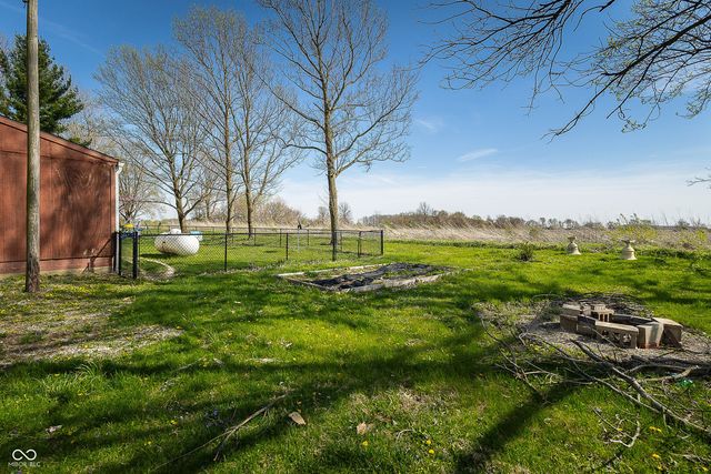 5787 W 300 S, Jamestown, IN 46147