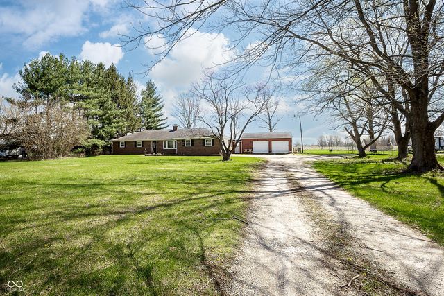 5787 W 300 S, Jamestown, IN 46147