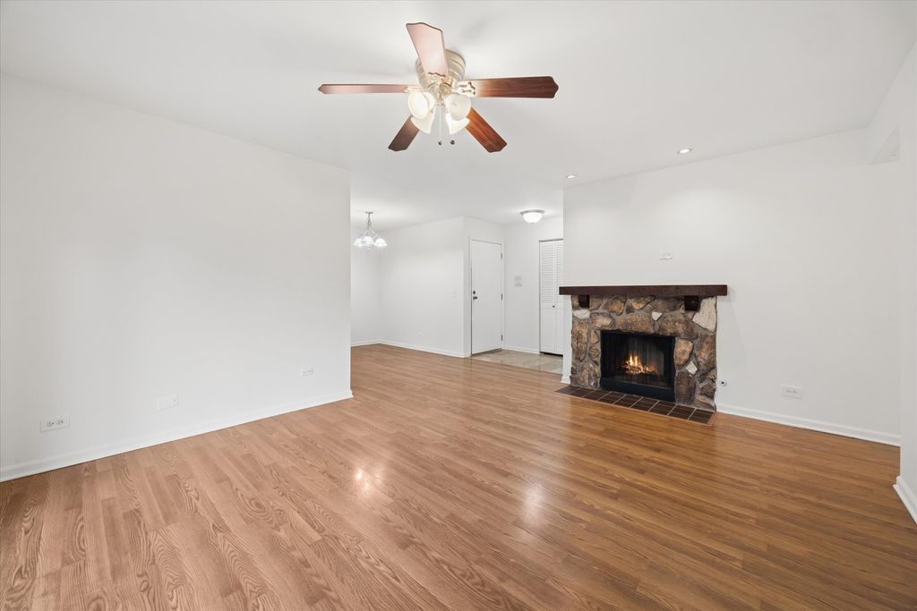472 Lambert Drive D1, Schaumburg, IL 60193 — photo 4