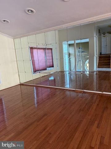 9117 BUSTLETON AVE, Philadelphia, PA 19115