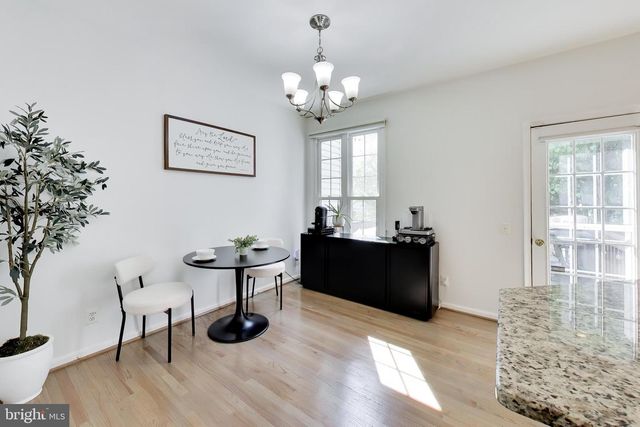7516 LAMOYNE CT, Alexandria, VA 22315