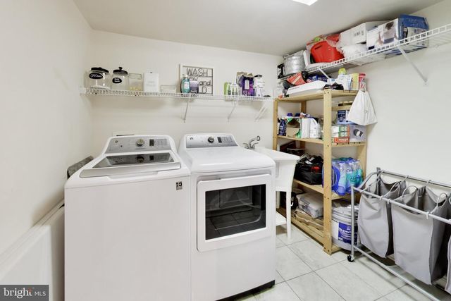 7516 LAMOYNE CT, Alexandria, VA 22315