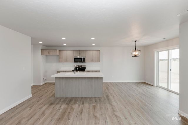 10797 Rutland St, Caldwell, ID 83605