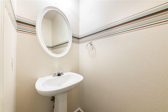 137 Maplewood, Kyle, TX 78640