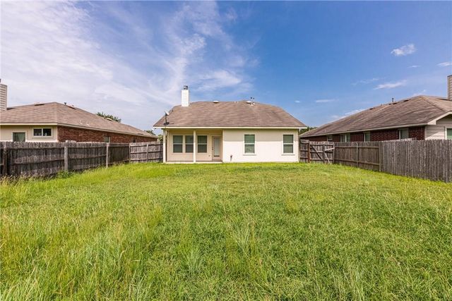 137 Maplewood, Kyle, TX 78640