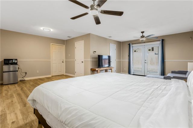 7405 Convair Dr, Corpus Christi, TX 78412