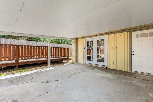 7405 Convair Dr, Corpus Christi, TX 78412