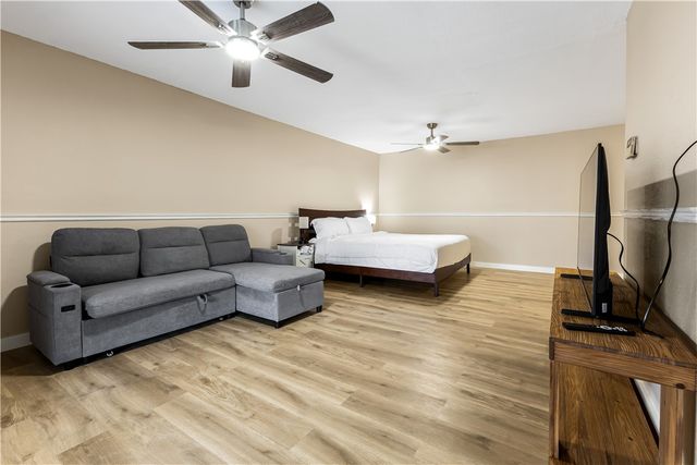 7405 Convair Dr, Corpus Christi, TX 78412