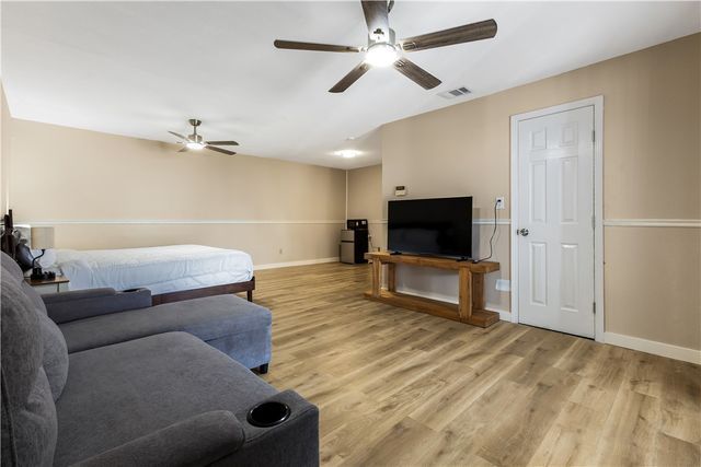 7405 Convair Dr, Corpus Christi, TX 78412