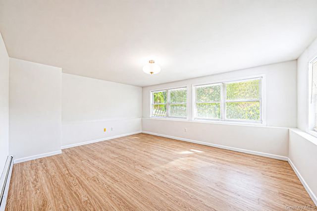 136 Woodhull Road, Huntington, NY 11743