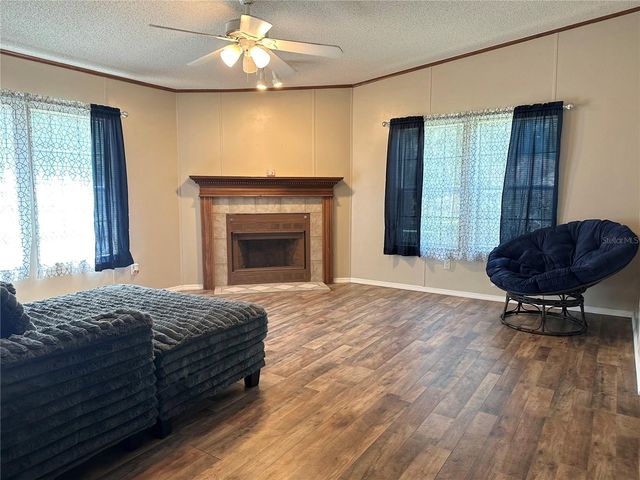 8528 AVON LADY PLACE, Plant City, FL 33567