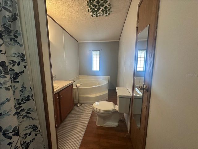 8528 AVON LADY PLACE, Plant City, FL 33567