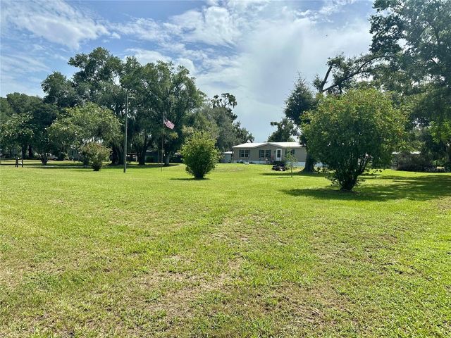 8528 AVON LADY PLACE, Plant City, FL 33567