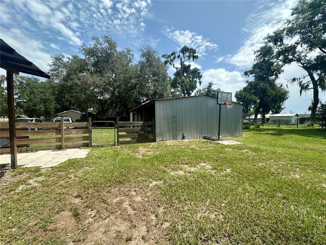 8528 AVON LADY PLACE, Plant City, FL 33567
