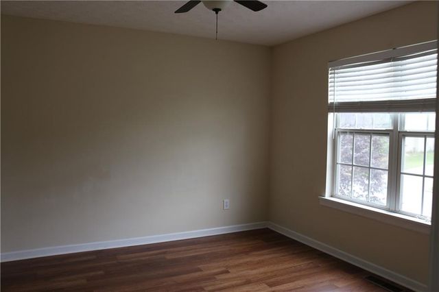 910 Brushy Creek Court, Suwanee, GA 30024