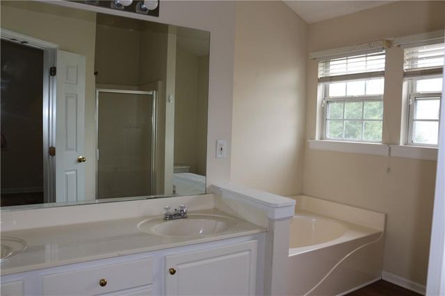 910 Brushy Creek Court, Suwanee, GA 30024