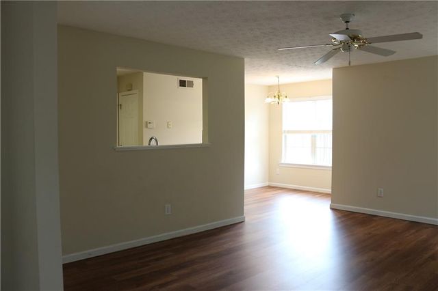 910 Brushy Creek Court, Suwanee, GA 30024