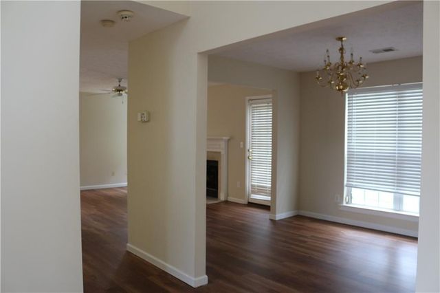 910 Brushy Creek Court, Suwanee, GA 30024