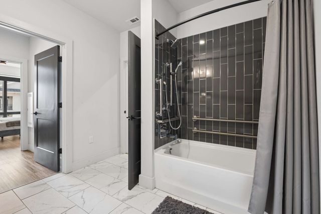 303 31st Ave N Apt 408, Nashville, TN 37203
