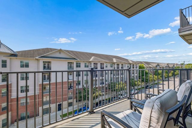 303 31st Ave N Apt 408, Nashville, TN 37203