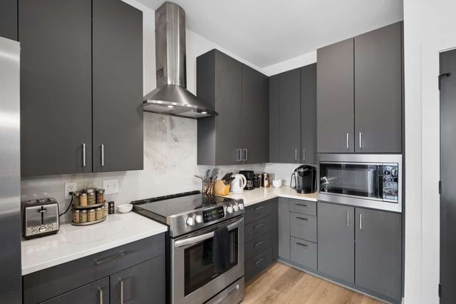303 31st Ave N Apt 408, Nashville, TN 37203