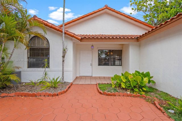 15332 SW 57th St, Miami, FL 33193