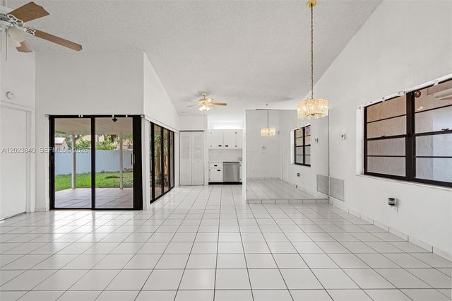 15332 SW 57th St, Miami, FL 33193